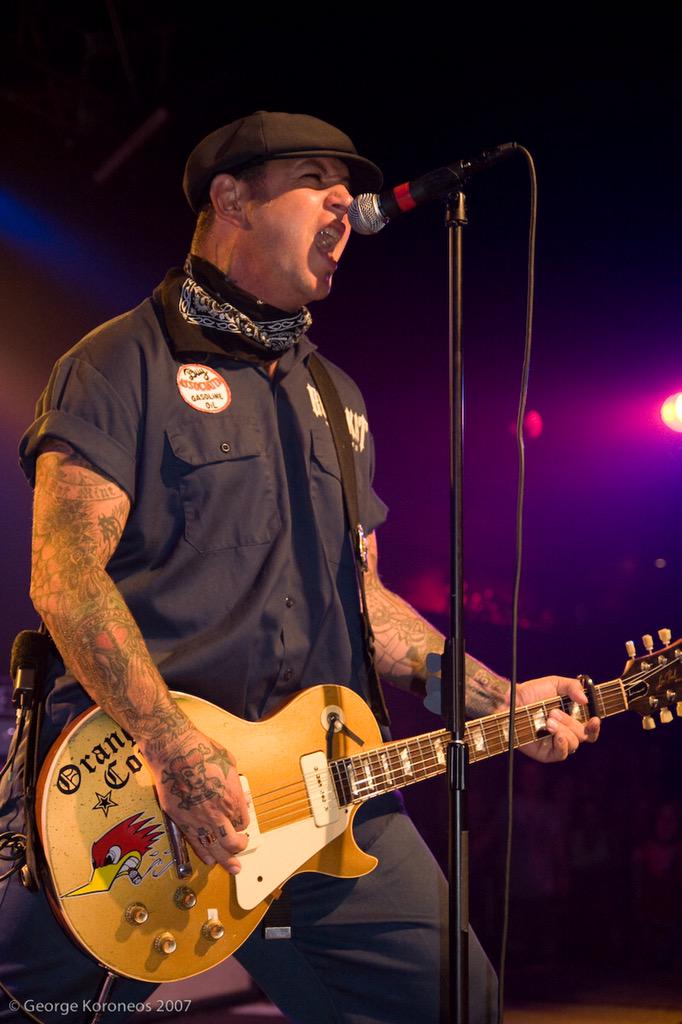  Happy Birthday Mike Ness! You Aries rule!     Incredible philanthropist/musician 
