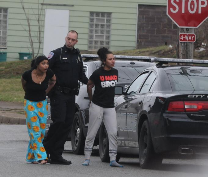 2 females and 1 male taken into custody at 690 Addison in WashPa. #newsOR