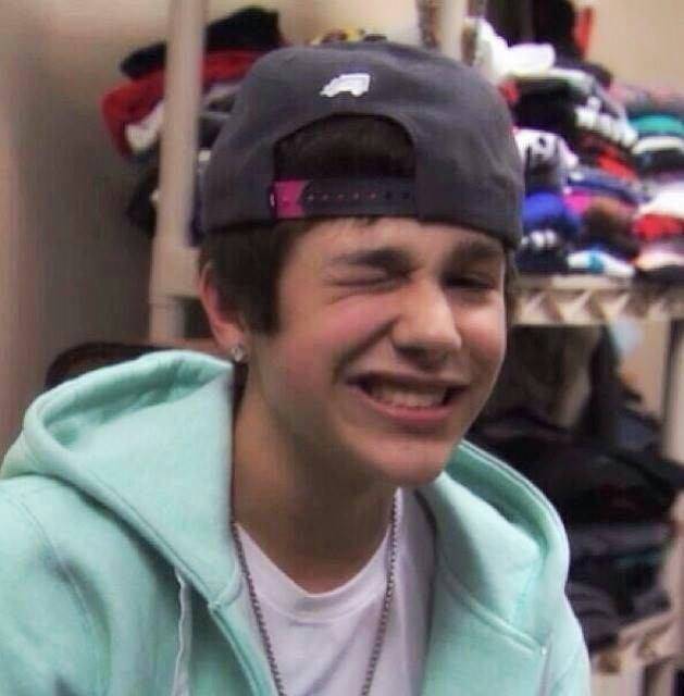  Happy Birthday!!
Austin Mahone!! 