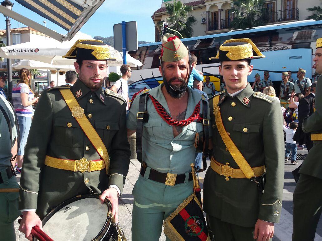 Ultima actuacion en #SemanaSanta15, nos despedims en Alhaurin de la Torre junto a la Legión, vamos! <a href="/AuxiliadoraJaen/">AM María Auxiliadora</a>