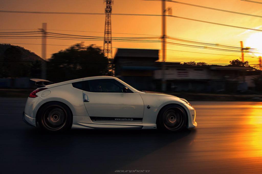 Driving at sunset! #370Z #Nissan