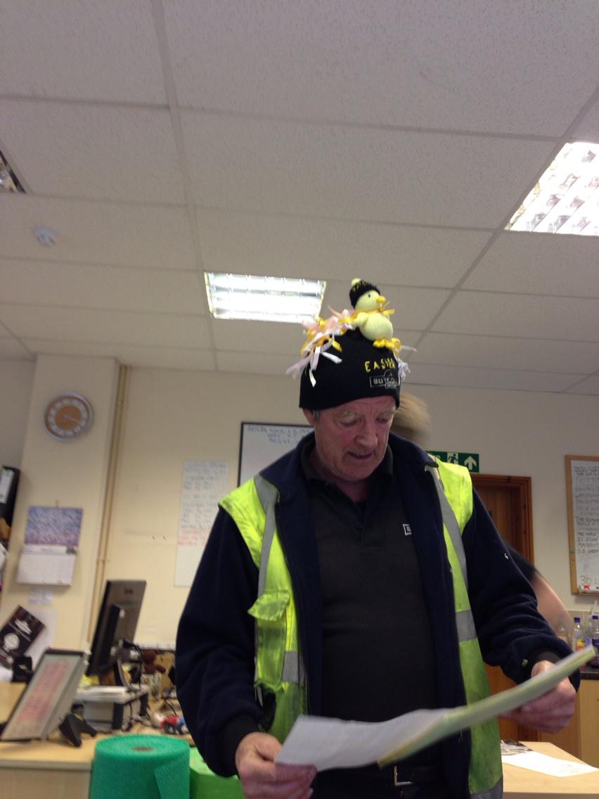 beckybutcombe's tweet photo. Easter drayman @butcombebrewery  🐥 http://t.co/Wh7jltGjNM
