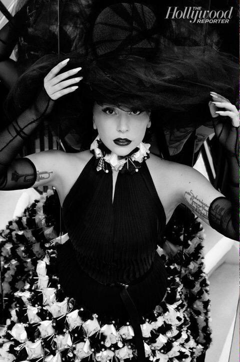 LGMonsterFacts's tweet photo. Vote for Lady Gaga on @PopCrush's poll vs Smilers and for her to be on #TIME100 by RTing this! http://t.co/1pF3Z6JHwK http://t.co/YovxETGeon