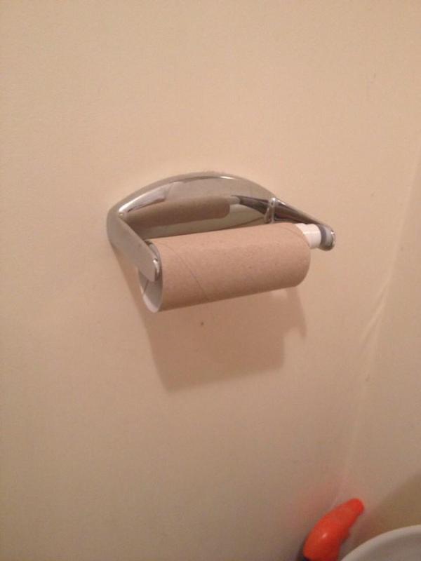 AlassaneDashiki's tweet image. LES FRÈRES ET SOEUR SA SERT JUSTE À ÇA WALLAH 👌