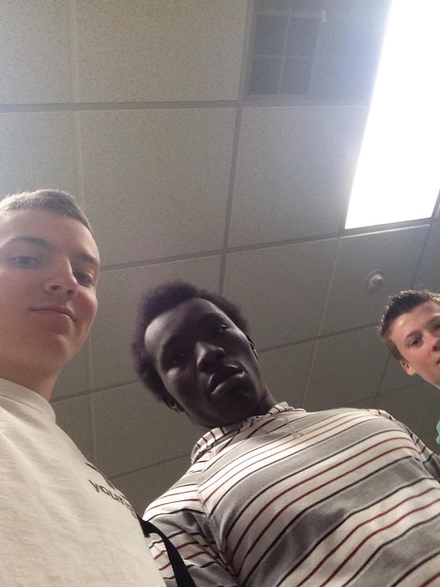 katieeileenn's tweet photo. Shoutout to these photogenic people http://t.co/RZaa8djhpf