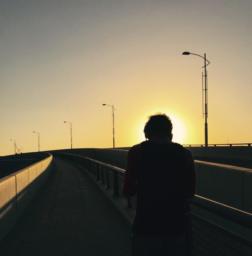 Los hombres olvidan siempre q la felicidad humana es una disposición de la mente y el espíritu. Encuéntrenla. #Letta