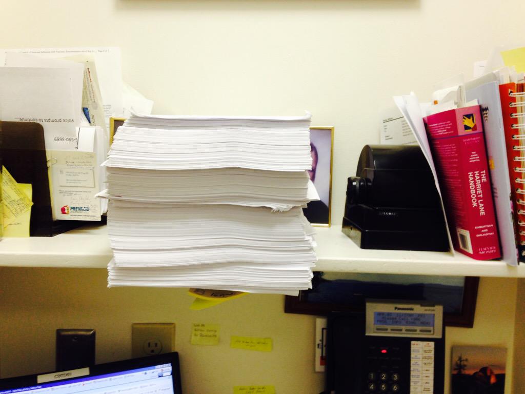 MALS_awareness's tweet photo. hahahahha my medical records sent from chicago👌👌 http://t.co/EgBwqTgXdP