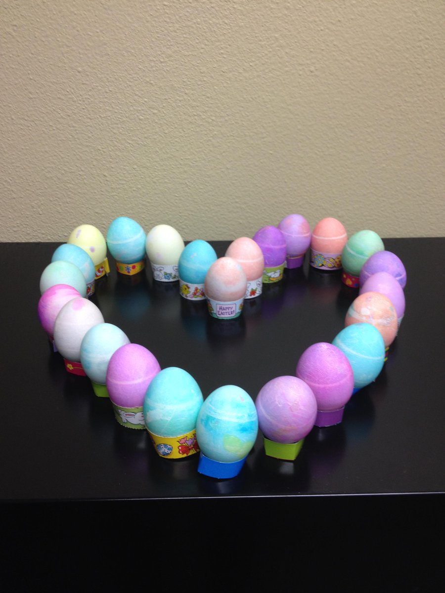 CedarVillageLEC's tweet photo. Cedar Village had an Eggstravagant craft today! @CedarVillageAL @CedarVillageED @frontierwilliam @FrontierManage http://t.co/nNXLR27JAO