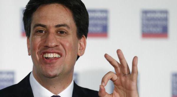 glizzygawk's tweet image. When your mum dry cleans your skinny stonewashed jeans and blazer just in time for a night out with the lads