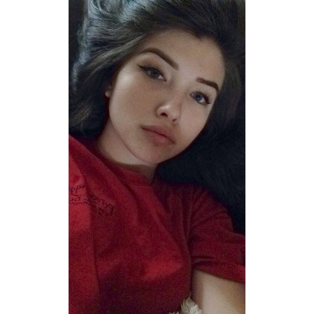 avocahoe_'s tweet photo. Resting bitch face http://t.co/U6PSKdQORc