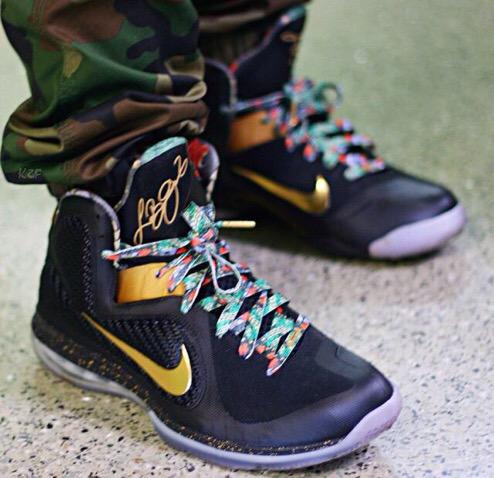 SneakerHooked's tweet photo. WTT LeBron 9's http://t.co/sSfzUWHFff