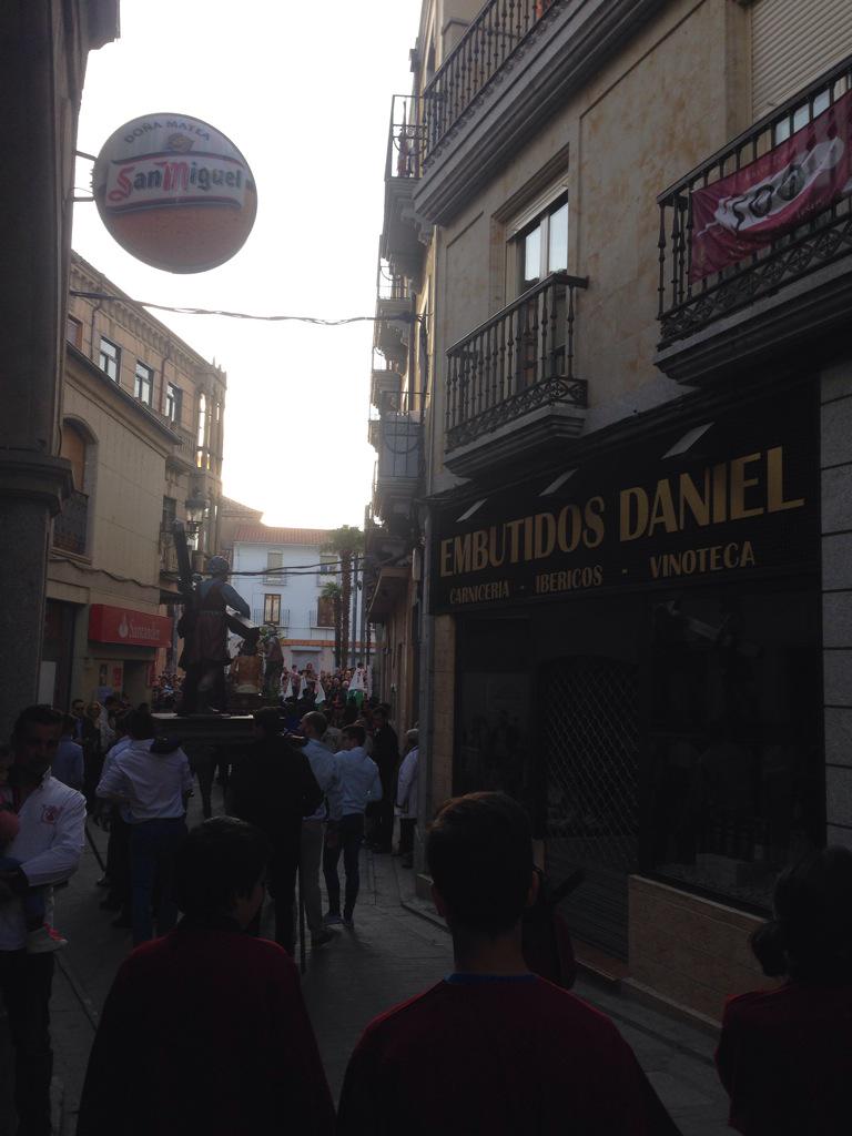 rtmatea's tweet photo. Procesion de Viernes Santo. #AlbadeTormes http://t.co/j92PyPlAUy