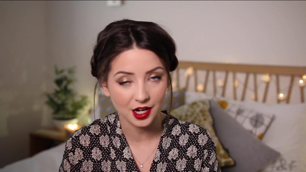 amyfleming_'s tweet photo. pausing @ZozeeBo 's videos is so funny, those faces! 😂😂 http://t.co/eqbRyj3V8e