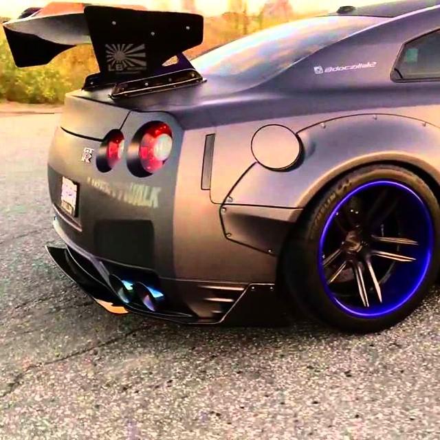 OnlyFerrariPics's tweet image. ARMYTRIX GT-R R35 Valvetronic Exhaust Available in Titanium or Stainless Steel. #StreetwizeTuning #ARMYTRIX #ValveT…