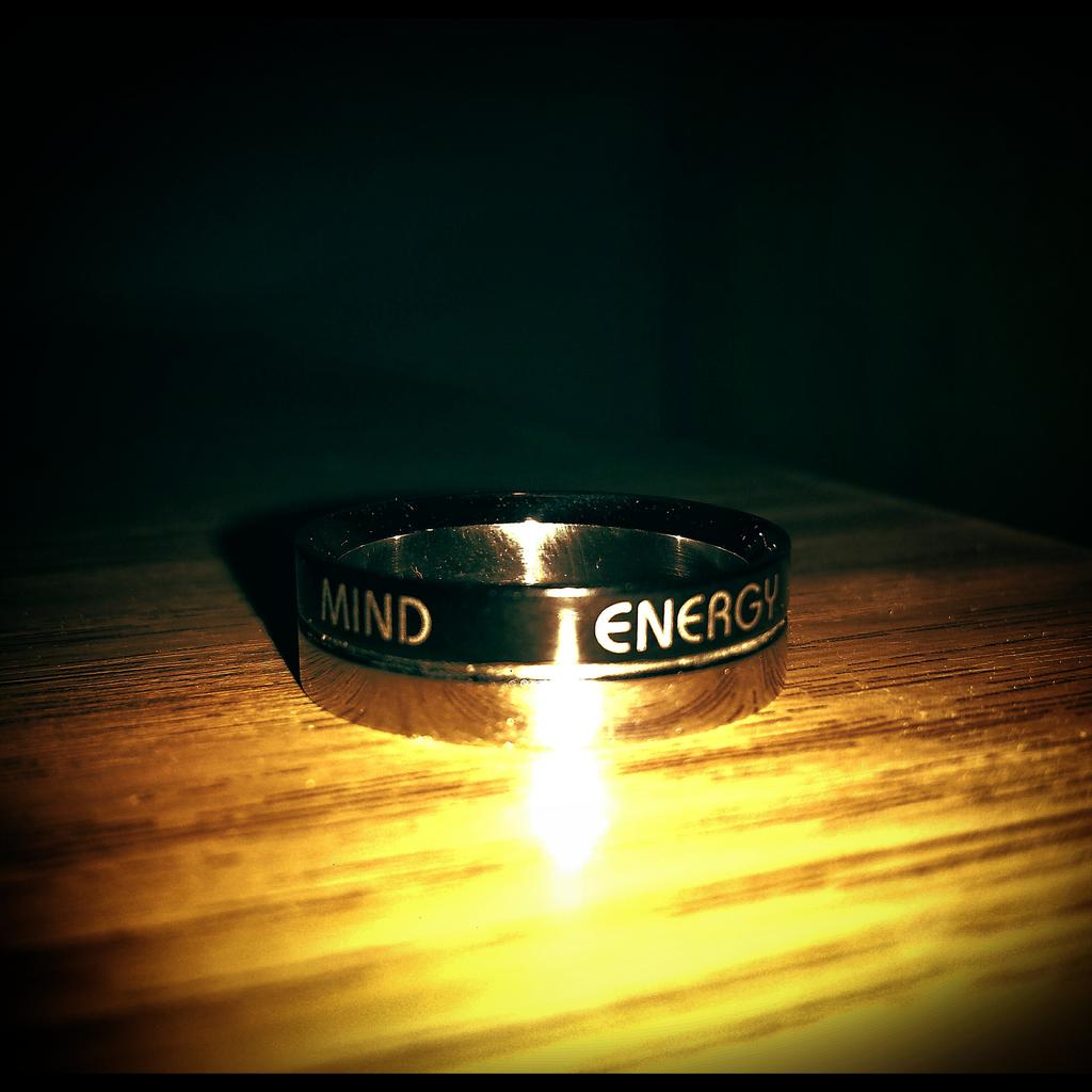 gabor1205's tweet photo. Everyday usage!
#mind #energy #ring #everyday #usage http://t.co/sXGb8w0Vfa