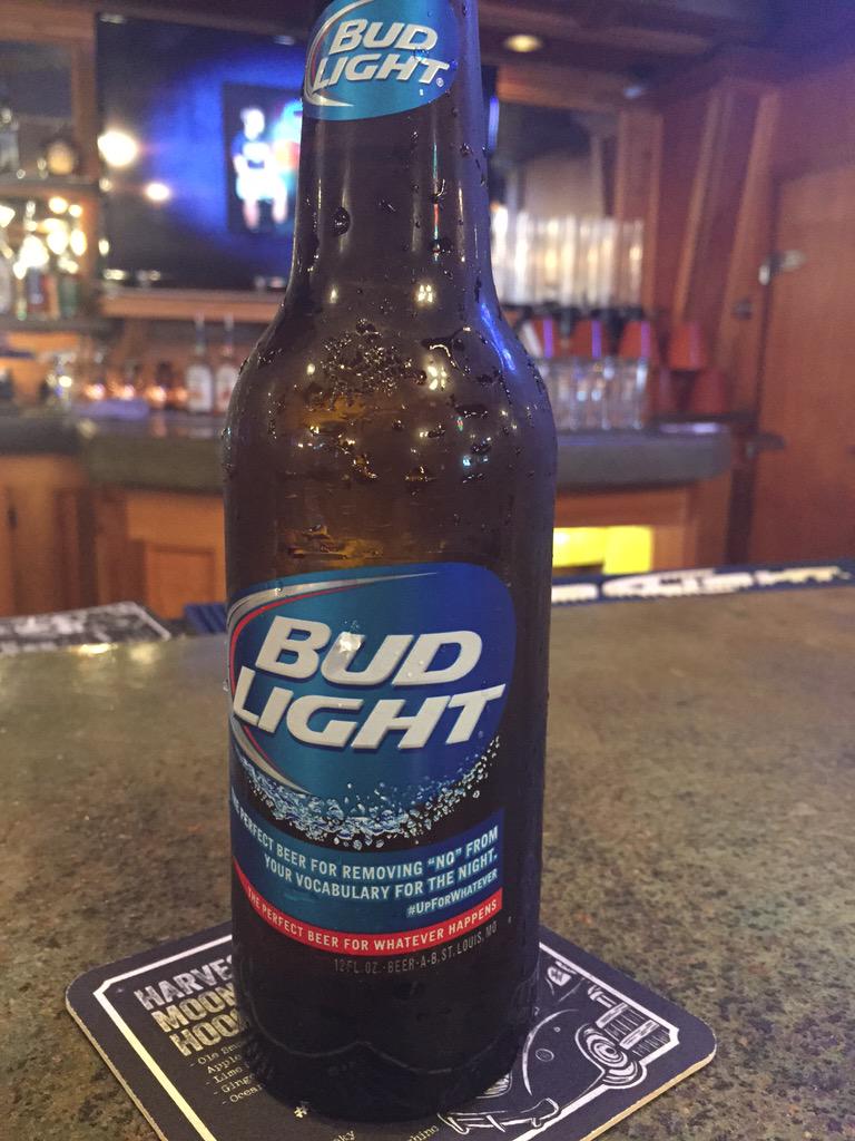 alex_hammes's tweet photo. TGIF http://t.co/LkX41TXrII