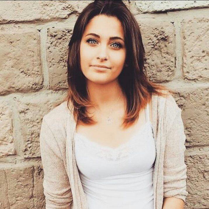 Happy 17th birthday Paris Jackson!! Have a wonderful day! We love you!!  
