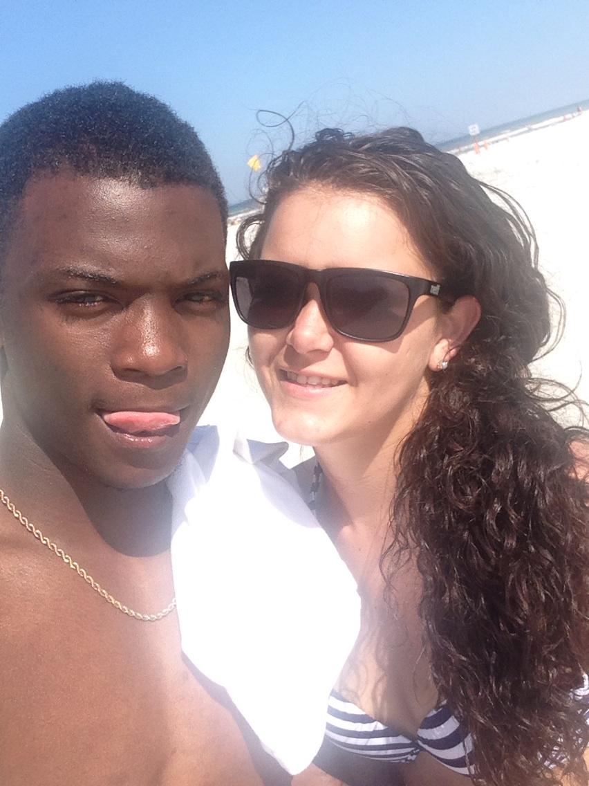 codybrooks9's tweet photo. Beach life 😘🌴 @JazzzmyneLeigh http://t.co/Yx42sYOVCr