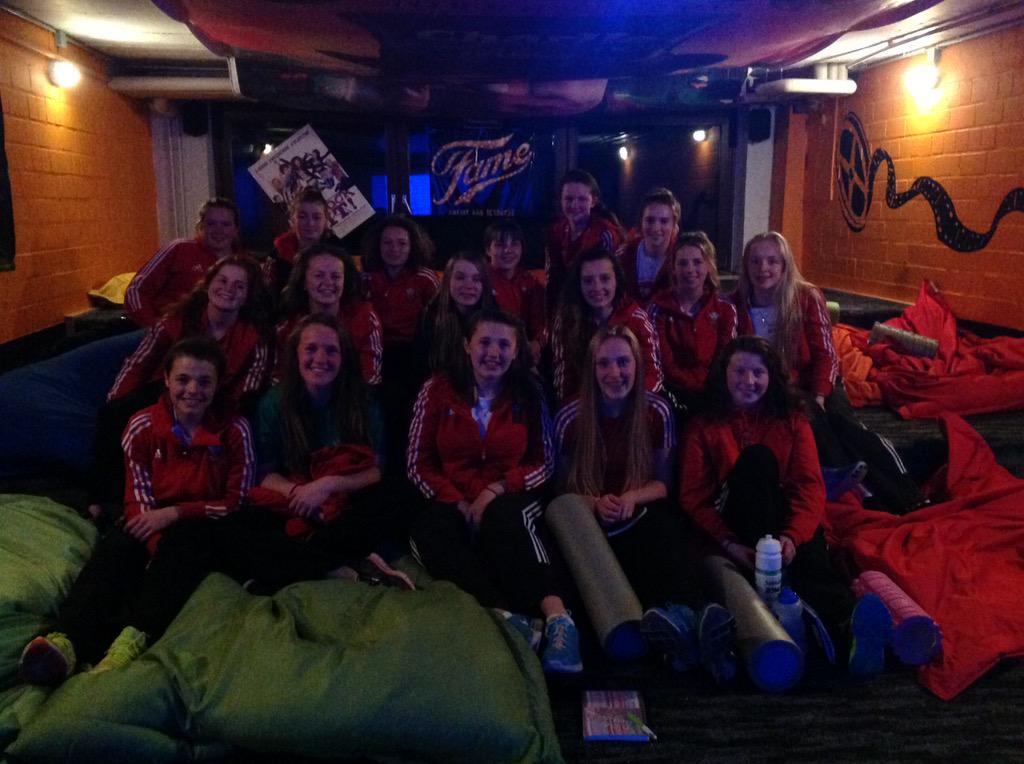 HockeyWalesU18G's tweet image. Video analysis session to review today&apos;s game! #developmentdriven @HockeyWales #feelingpositivefortomorrow