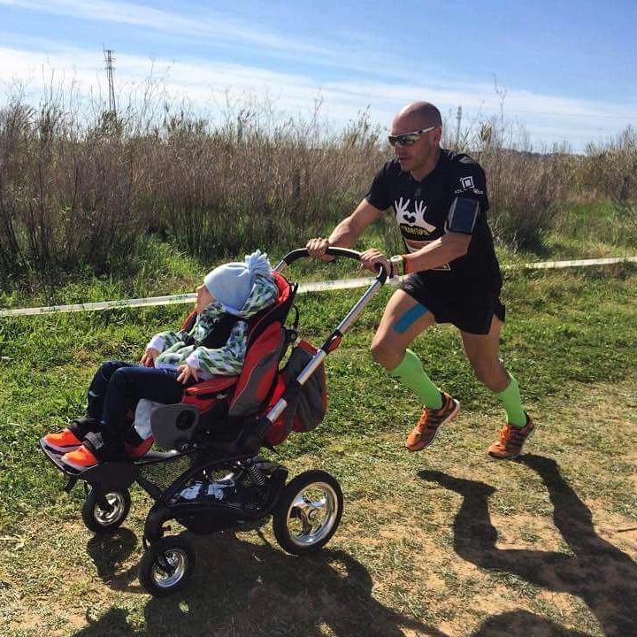 axe75's tweet photo. Post de la @cursapopular Maratón de Relevos :
http://t.co/thDliNRDfZ
@lclinicadental2 @Silincode @ProyectoPol http://t.co/Smai5coujS