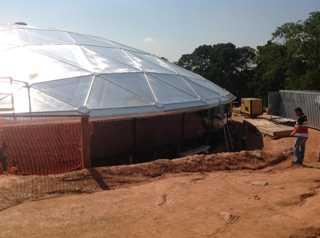 Sabesp , a todo vapor com mais obras de Reservatórios de Água. Com tecnologia americana e muita Topografia ....