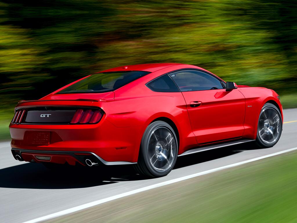 SandraJohnson's tweet photo. Wow, the new Ford Mustang has a great shape!  I've never really been a Mustang fan but I have changed my mind! http://t.co/ajqRirP03W