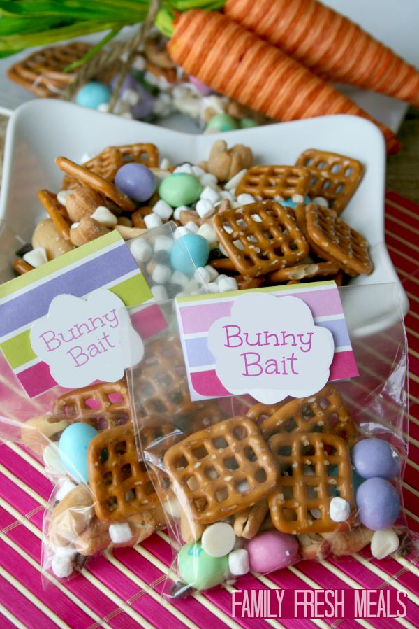 FiveDayKitchens's tweet photo. Make a batch of bunny bait &amp; get ready for the #Easter fun! #easterbunny http://t.co/gT6ZU4iqJM via @familyfreshmeal http://t.co/HTGhWSoTUX
