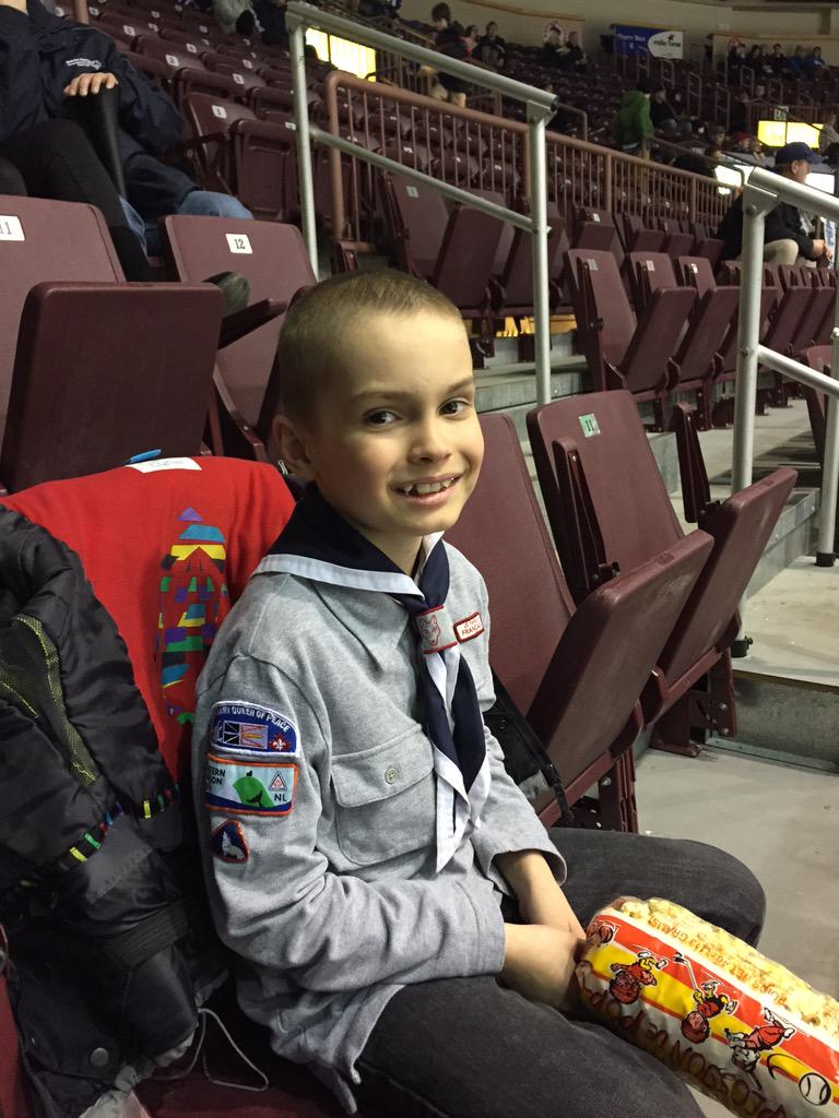 NeilO_NL's tweet photo. #PutANeckerOnIt Nathan ready for the game in section 114, row 6, seat 9 http://t.co/MQf7xsQf3g