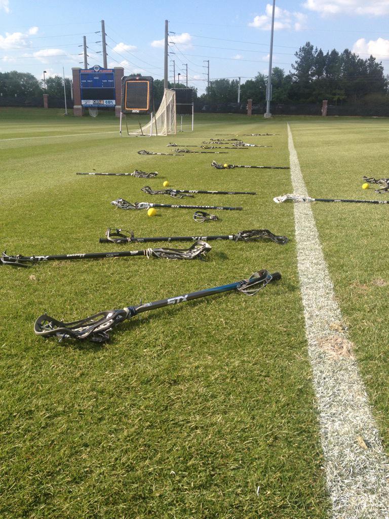 HoyasWLax's tweet photo. Time for practice! #hoyasinfla #weneedsunscreen #reallyneedsunscreen http://t.co/sxq0eM78Ny