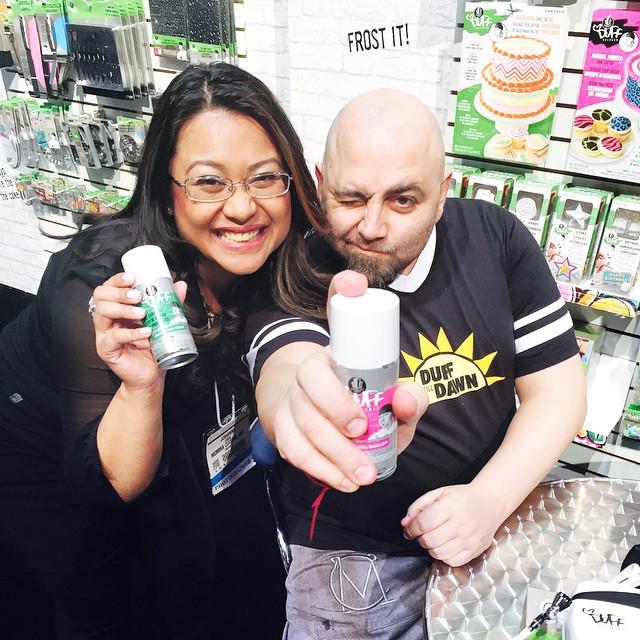 mommacuisine's tweet photo. #FBF to the @HousewaresShow a couple weeks ago with me and @Duff_Goldman filming an interview for my show #InTheKit… http://t.co/WjA7RNhoiX