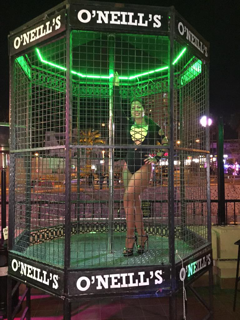 neills_o's tweet photo. Come check out our sexy señorita dancing in the cage tonight!!🍀👯 http://t.co/R3FAvTOsDl
