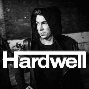 KellyCsi1D's tweet photo. Turn Up The Colors!
#Hardwell http://t.co/BupoOpl5IQ