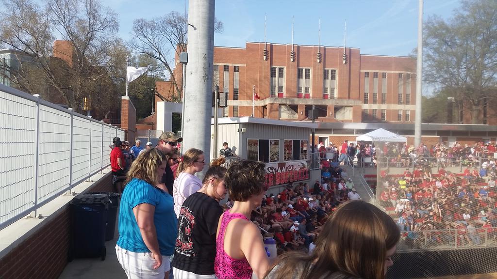 PackAthletics's tweet image. We've got a great, standing-room only crowd here at #TheDail for this @PackSoftball doubleheader vs. #8 FSU!