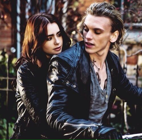 xtinamyl0ve's tweet photo. no hay nadie, NADIE que interprete mejor a jace
#JamieForJace
@ShadowhuntersTV
#DontChangeTMICast 
@ShadowhuntersTV http://t.co/Uifx0xPpHf