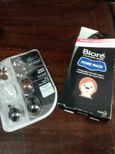 secondshophd's tweet image. Elips hair vitamin shine black sisa 2
Biore pore pack sisa 1 
#barter #sell