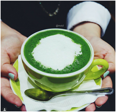 GaiaTeaCakes's tweet photo. Beautiful shot of Gaia Indonesian Matcha. Repost from @nvicl. Read the review on http://t.co/GSAau9X6QA http://t.co/rCOUg4jBn9