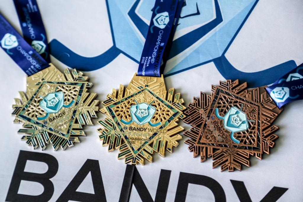 Финал XXXV Чемпионата мира по хоккею с мячом состоится сегодня, в 16:00. Приходи, будет жарко! #bandyvm2015