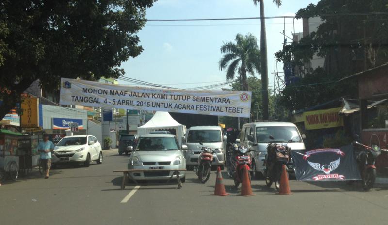 Tebet'ers jangan lupa hadirrr ya di Festival Tebet tgl 4-5April 2015 di Tebet barat mulai dpn Sevel sampe arah Mcd