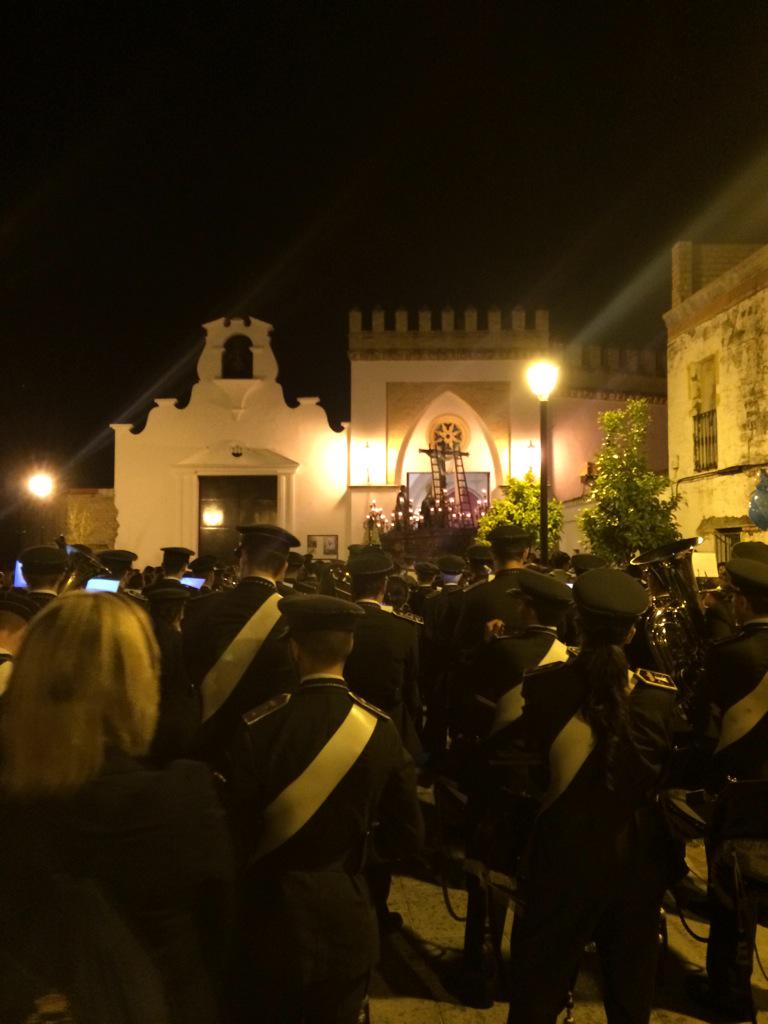 SagradaColumna's tweet photo. Rezamos por ti para despedir el viernes santo http://t.co/lOQHDuhrfC
