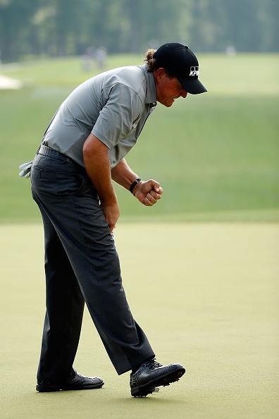 PGATOUR's tweet photo. "I spent hours each day, four, five, six hours on the putting green."

Mickelson ranks 2nd this week in putts per GIR http://t.co/O1SNhfdGxx
