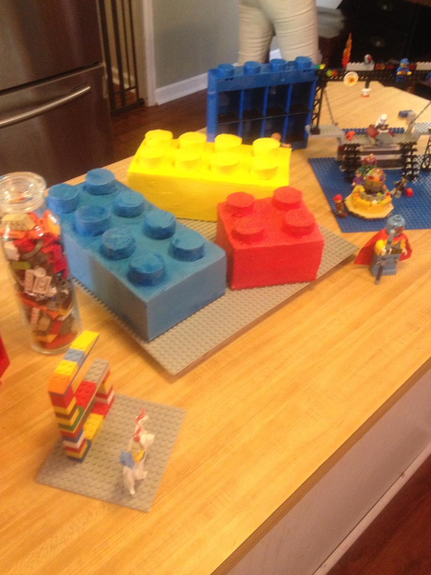 Love a Lego cake!