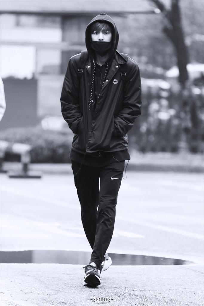 [PIC] 150403 Chanyeol (cr beagles)