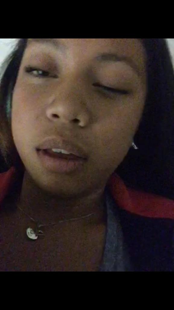 darksimpIicity's tweet image. Lmao look at Denisse she's high &amp;amp; looks like a chipmunk #WisdomTeethProbs