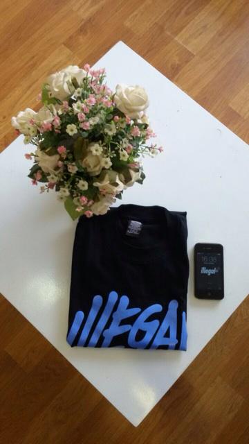 illegaloutfit's tweet photo. Happy weekend pals http://t.co/CZDNy0Ebtg