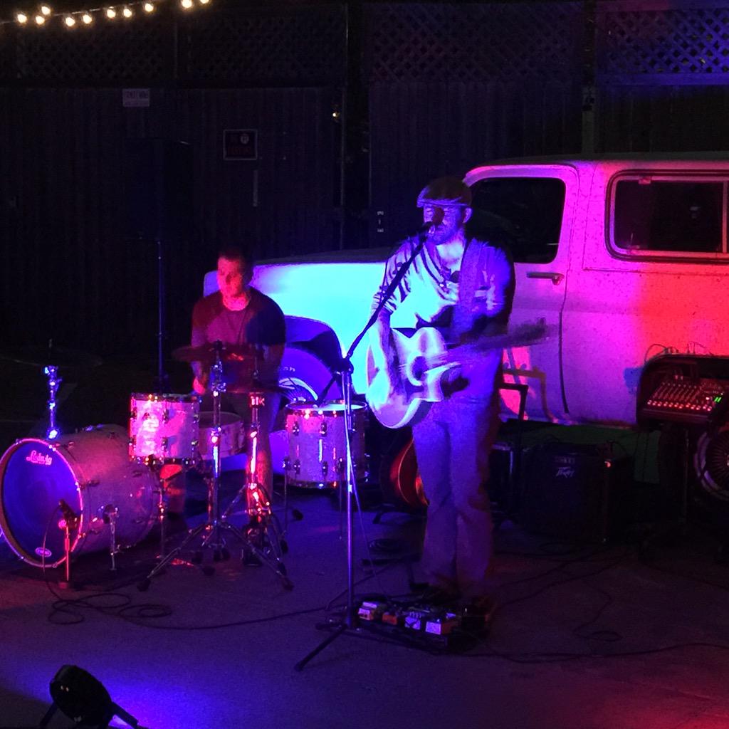 robmeister30's tweet photo. Christopher Crow out at the alley over at @VillageCafe in @Downtown_Bryan #AprilFirstFriday http://t.co/6avCLI88co