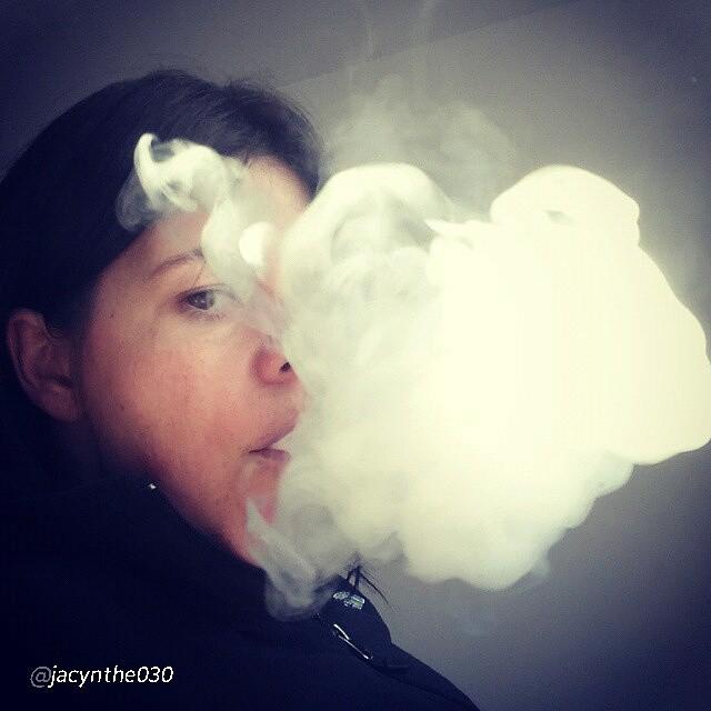 SUBOHMETRY's tweet photo. Nice! By @jacynthe030 “#vape #cloud #mavie” via @PhotoRepost_app

#vaping #vapor #vaper #vapelife #cloud #cloudchas… http://t.co/W0C7QwW9hP