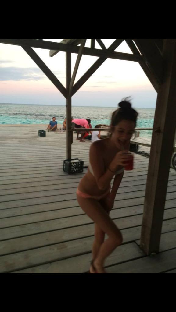 emm_ilyyy's tweet photo. Because I miss this so much 💕 #belize #cayo http://t.co/agDui3sndG