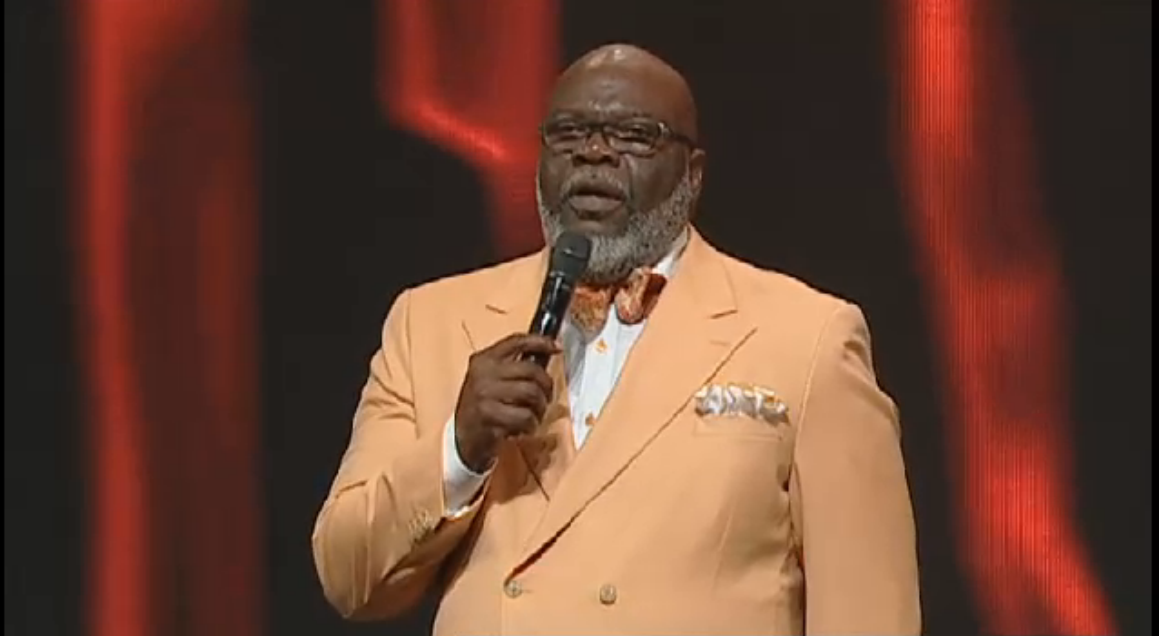 BishopJakes's tweet photo. The production did not suggest life is easy, it revealed the complexities of life! #tphonline #PromiseRevealed http://t.co/DLsv8QRNuy