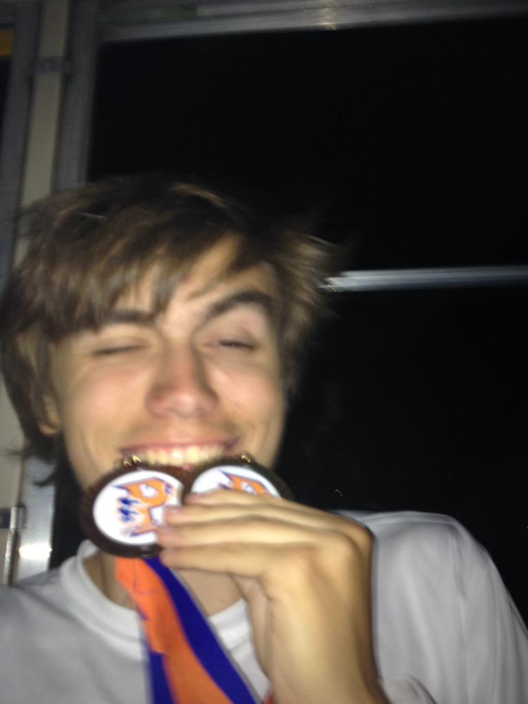 KevinOlsen_'s tweet photo. Pass me the Tums cuz I ate tonight cuh #800PR #400PR ๐ http://t.co/YoyXedRBsM