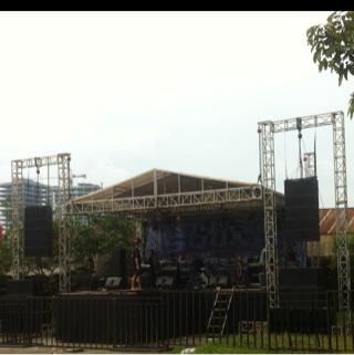 DEVORMITY's tweet photo. Soundcheck 14.6 Squad Tangerang, ketemu jm 21.00 yaaaa #RevolusiDanAgresiTour2015 http://t.co/axANJFipZq